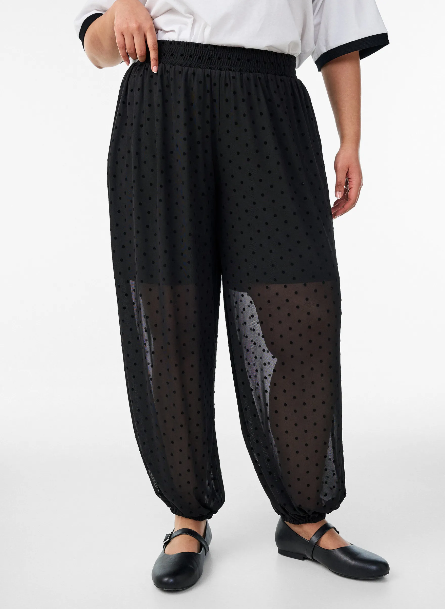 Ballonhose aus Mesh mit Polka Dots
