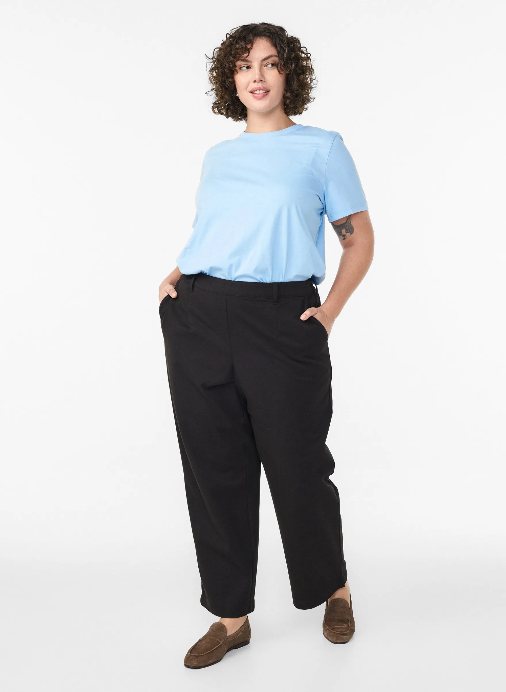 Basic-T-Shirt aus Baumwolle mit Rundhalsausschnitt