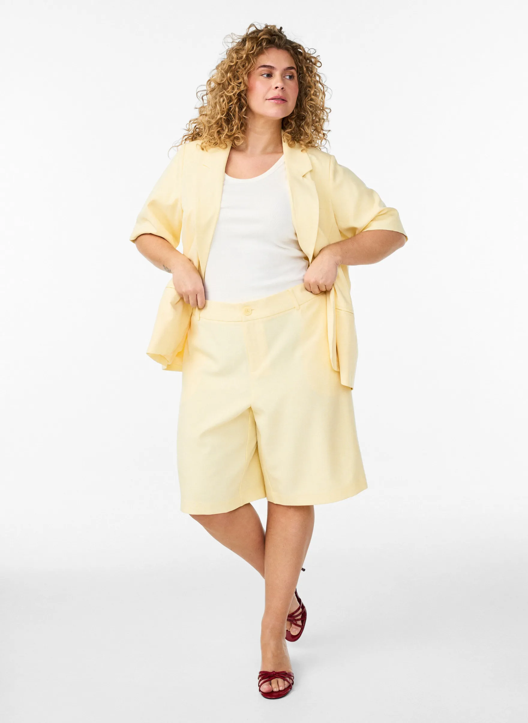 Blazer mit kurzen Ärmeln und Revers