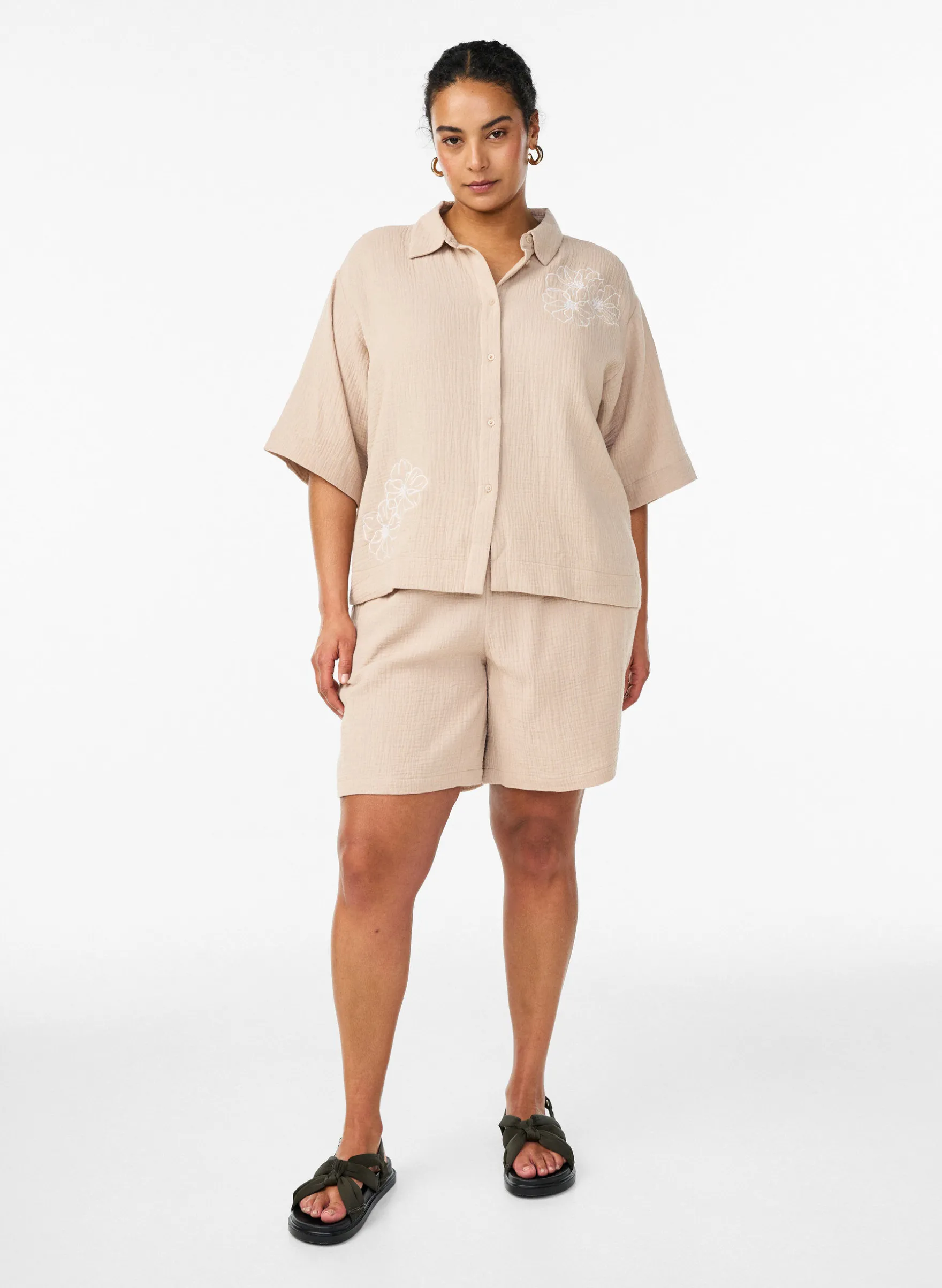 Bluse aus Baumwoll-Musselin mit gestickten Details