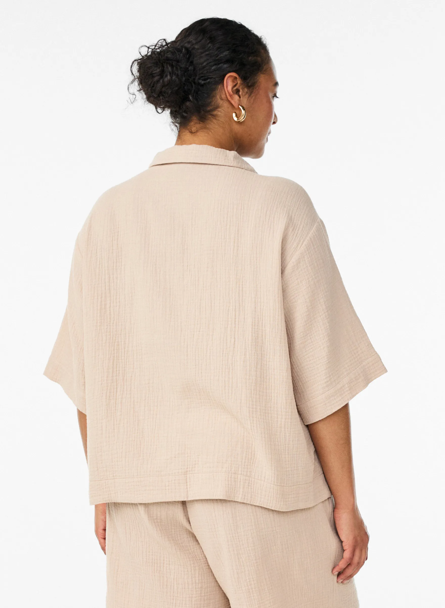 Bluse aus Baumwoll-Musselin mit gestickten Details