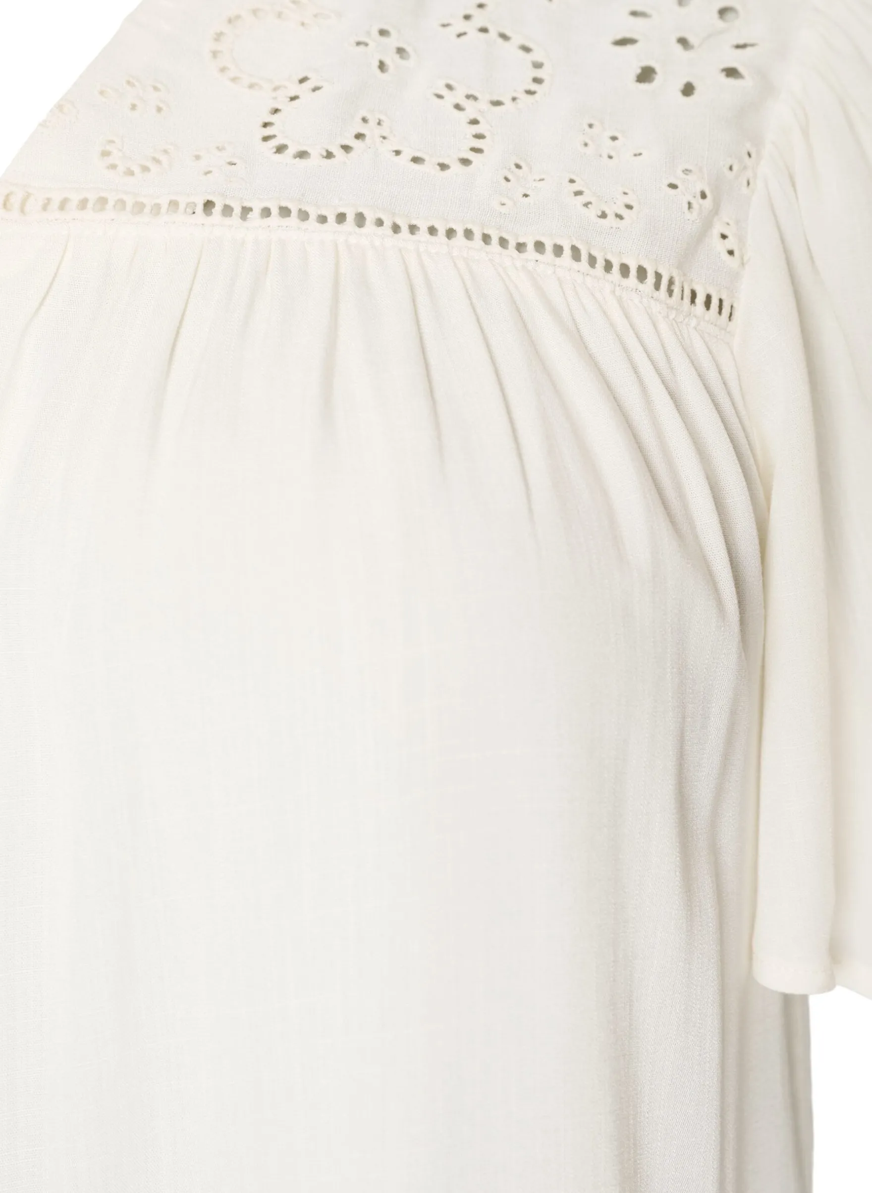 Bluse aus Viskose mit Broderie Anglaise