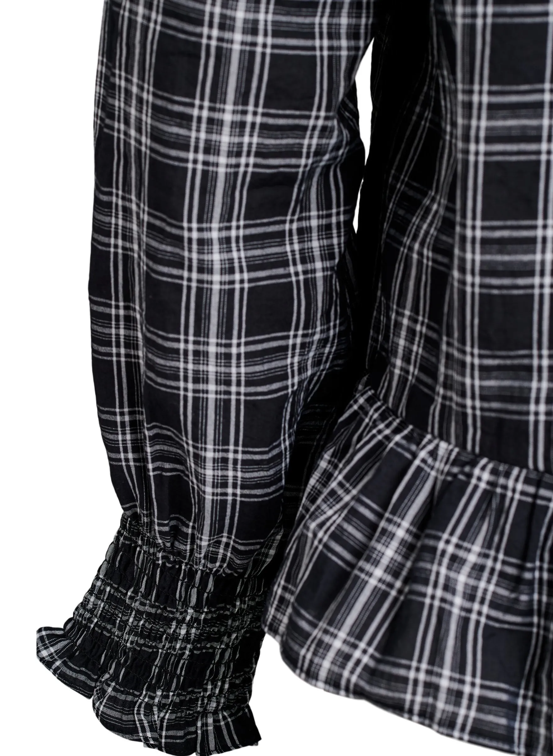 Bluse mit Karomuster und Rüschendetails