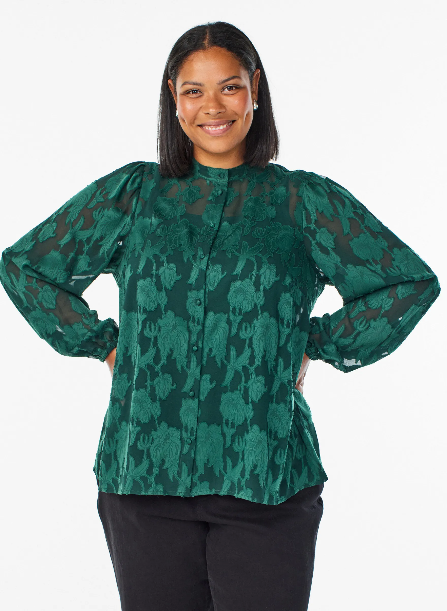 Bluse mit Knöpfen und Blumenmuster