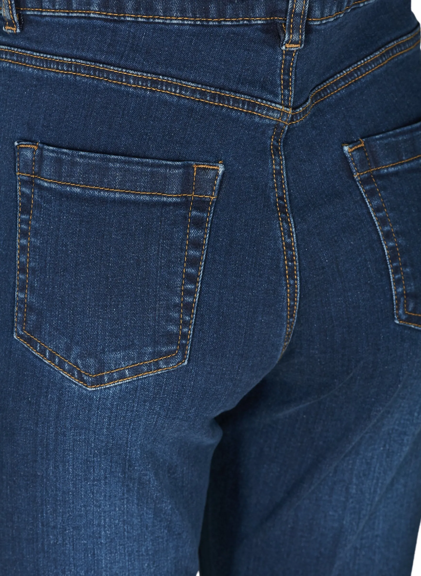 Ellen Bootcut-Jeans mit hoher Taille