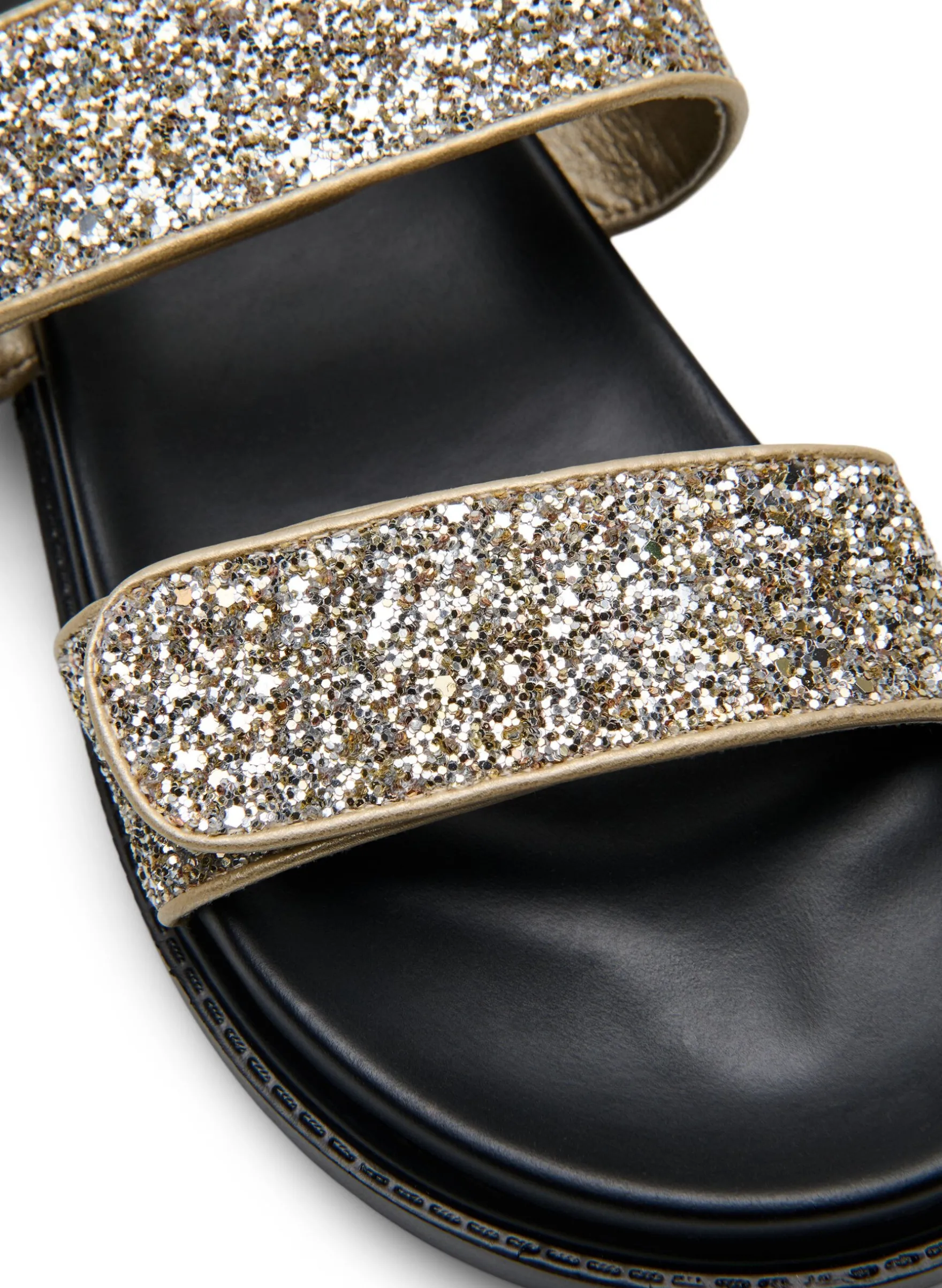 Extra Weite - Glitzersandale mit Klettverschluss