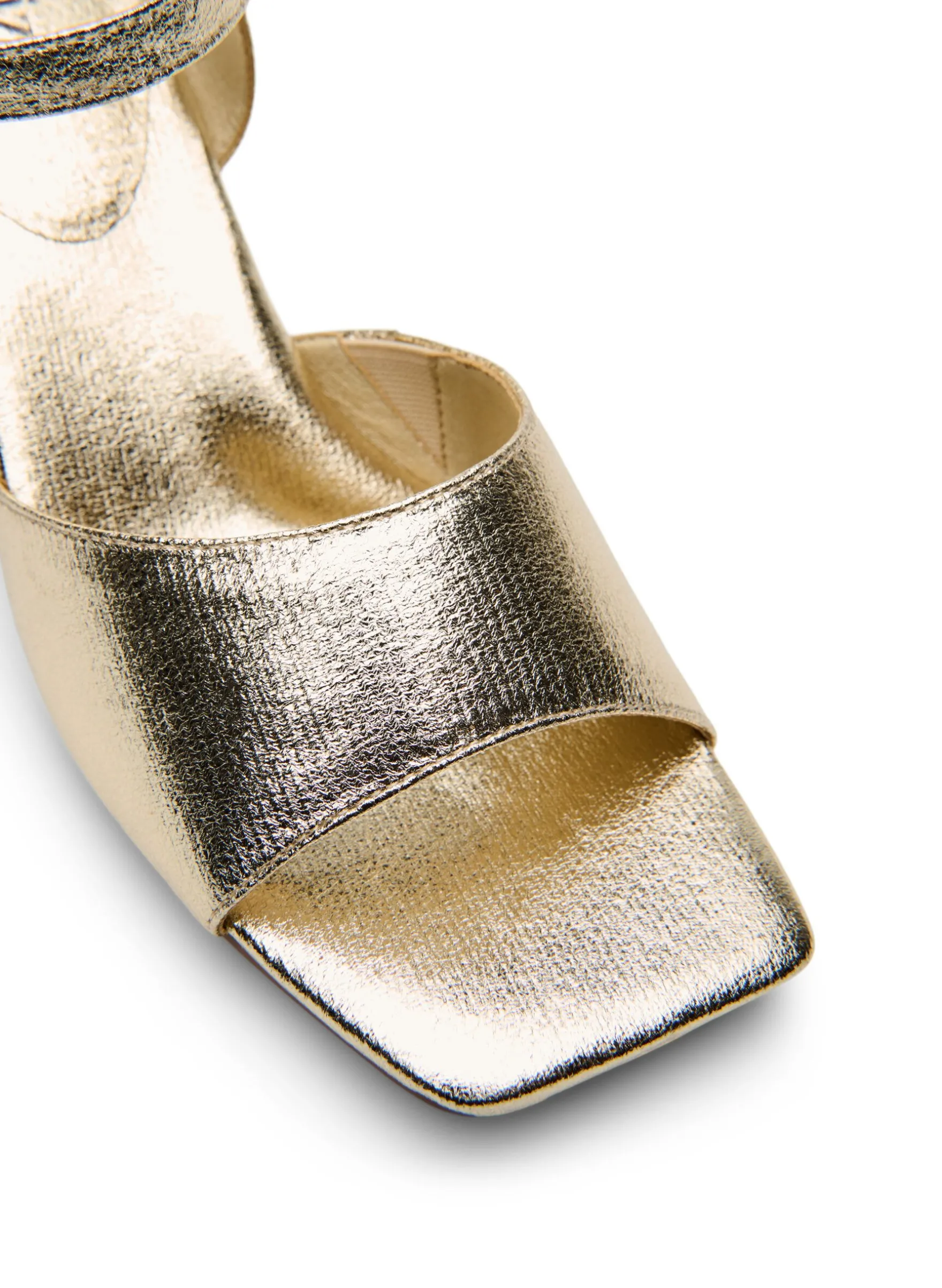 Extra Weite - Pumps mit offener Spitze und eckiger Zehenform