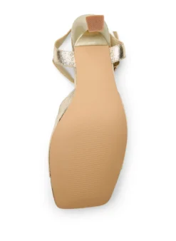 Extra Weite - Pumps mit offener Spitze und eckiger Zehenform