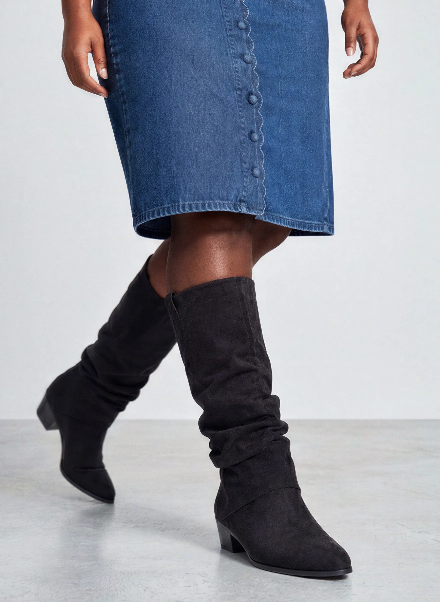 Extra Weiter - Langer Stiefel in Wildlederoptik mit abnehmbarem Schaft