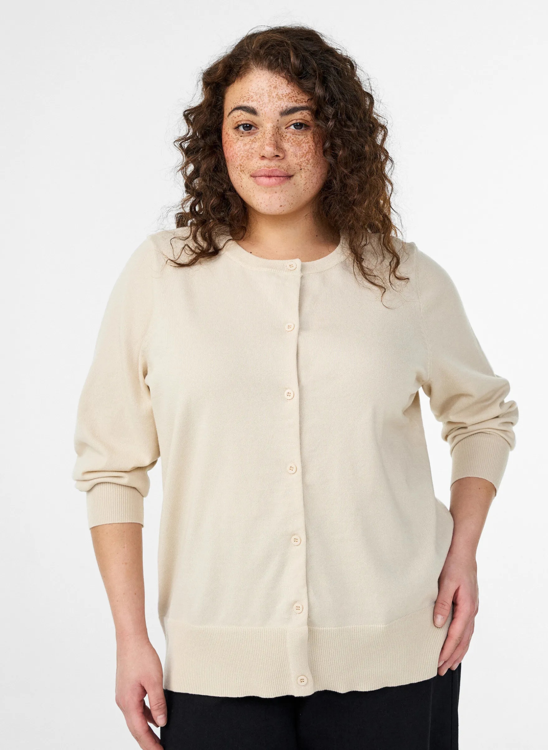 FLASH - Feinstrick-Strickjacke mit Rundhalsausschnitt