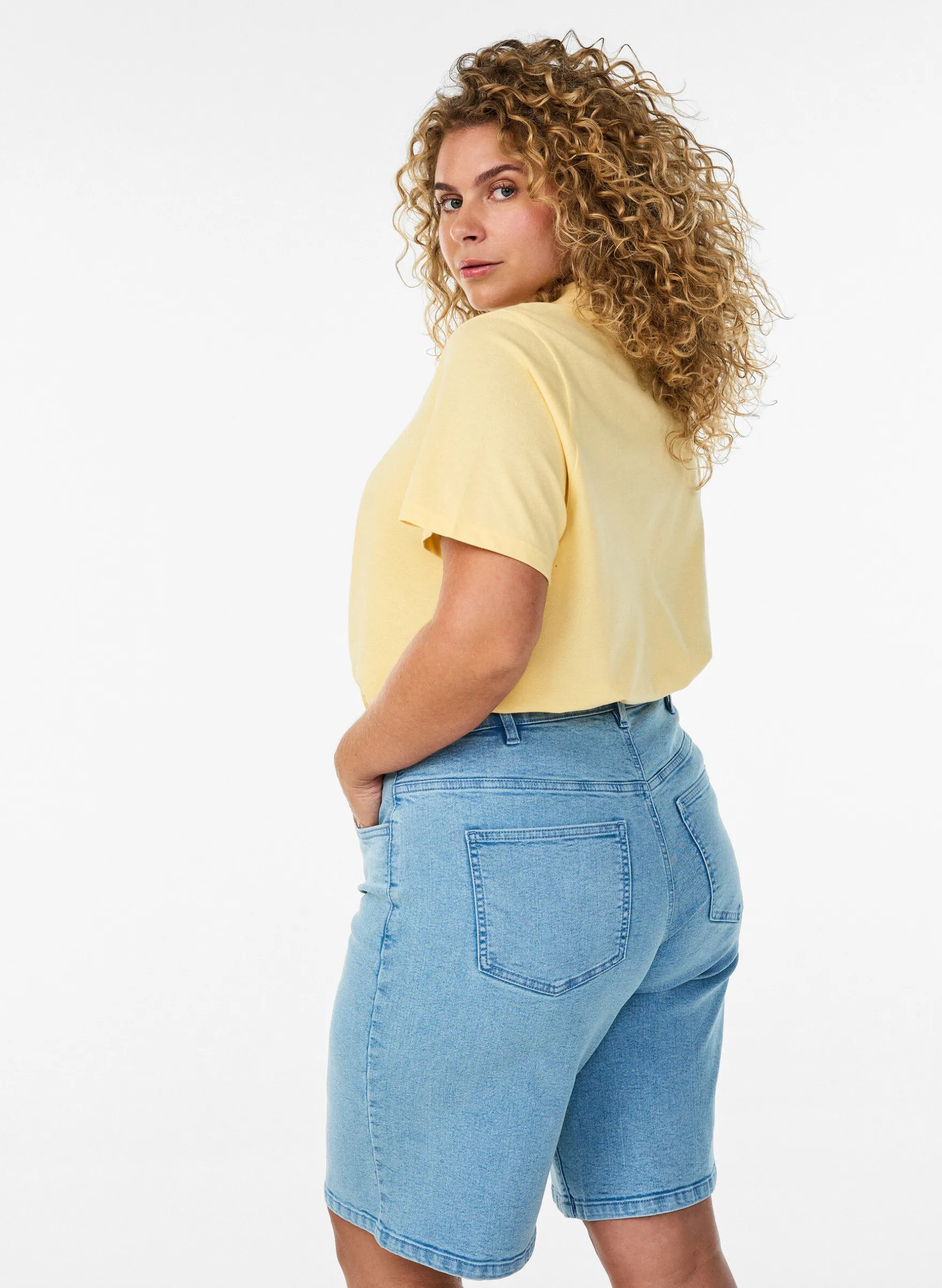 FLASH - Locker sitzende Jeansshorts mit hoher Taille