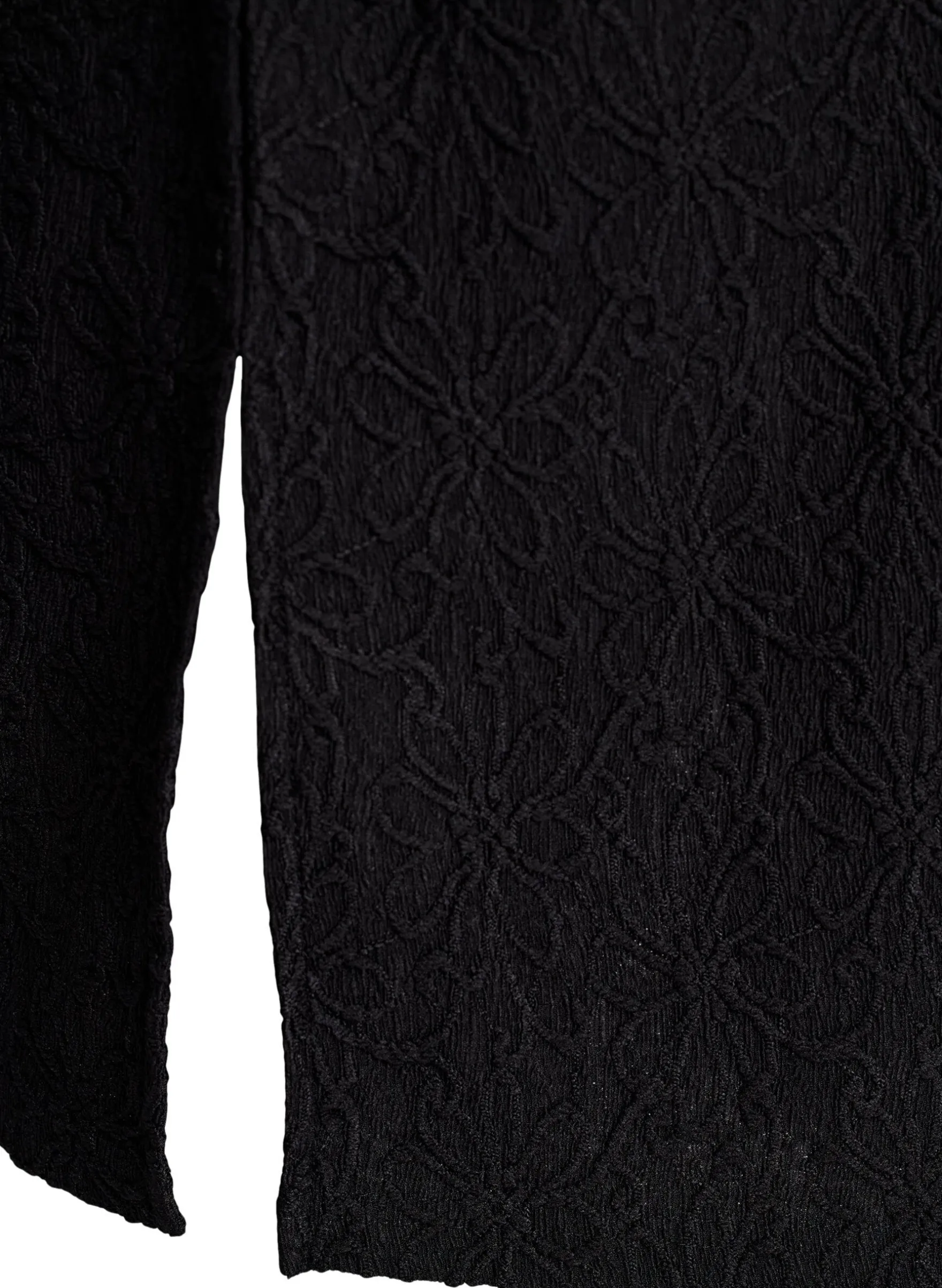 Geblümtes Kleid mit Muster und langen Ärmeln