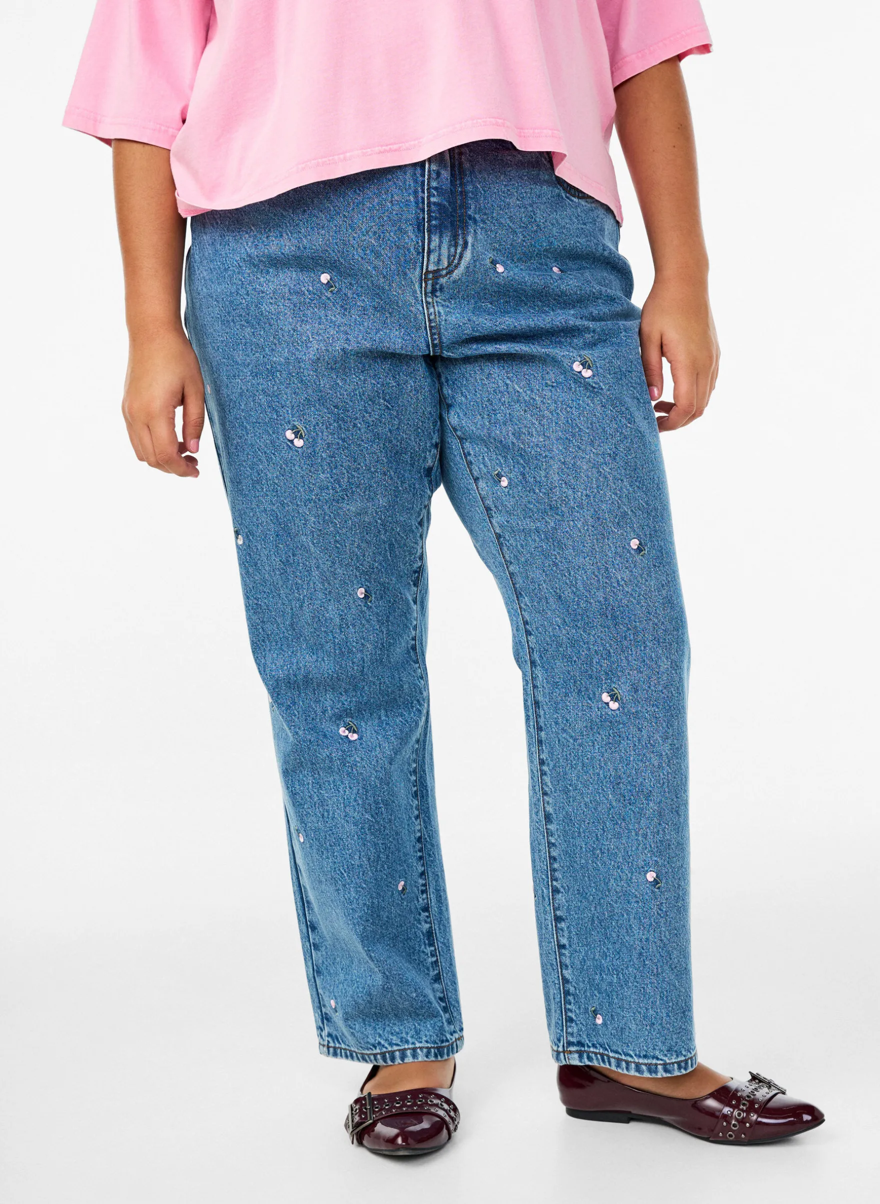 Gemma Jeans mit hoher Taille und aufgestickten Details