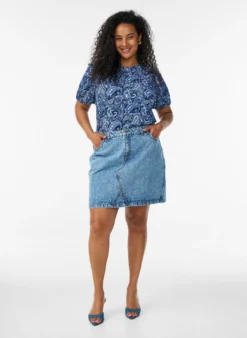 Gemusterte Bluse mit kurzen Ärmeln