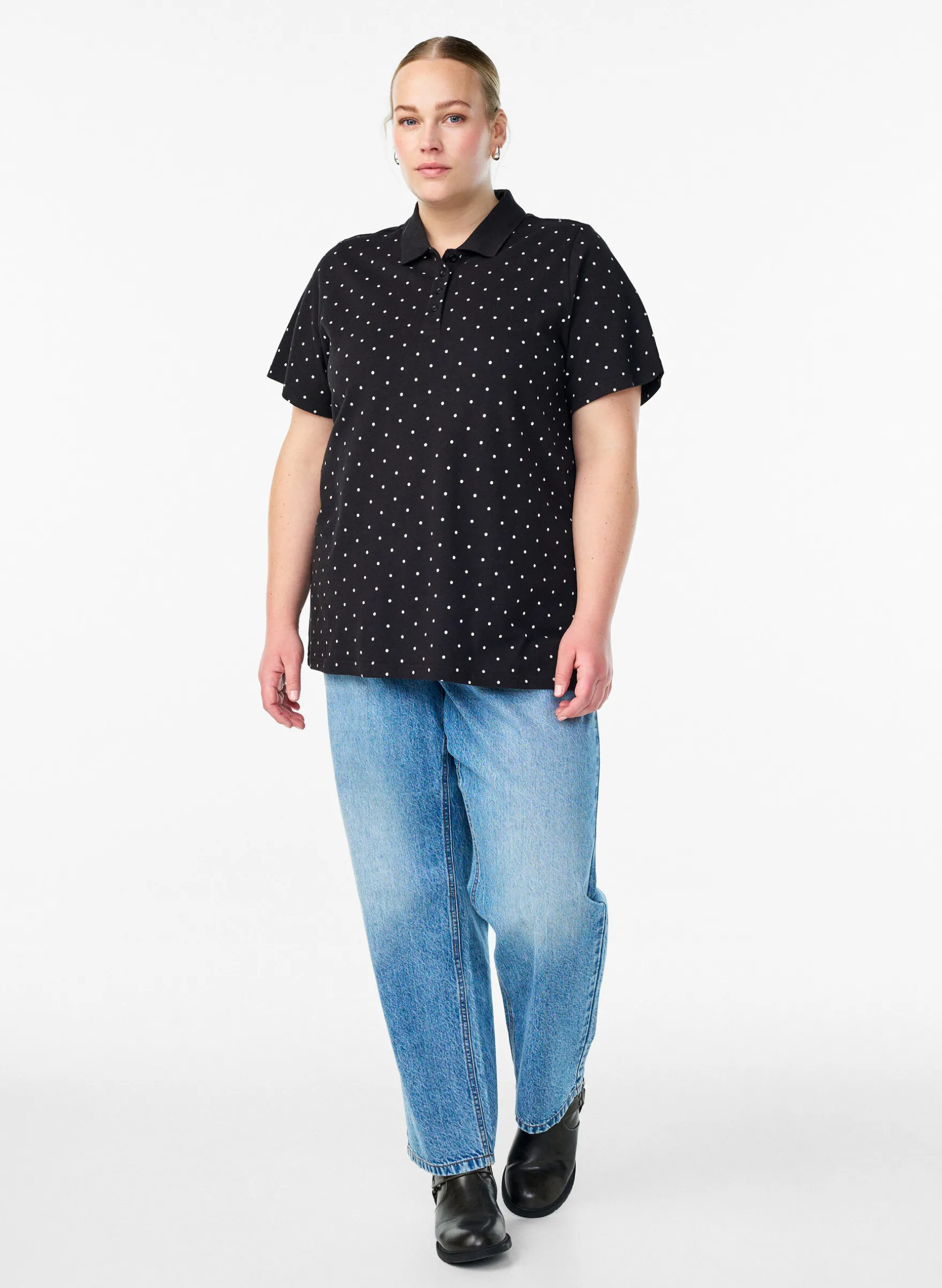 Gepunktetes Poloshirt mit kurzen Ärmeln