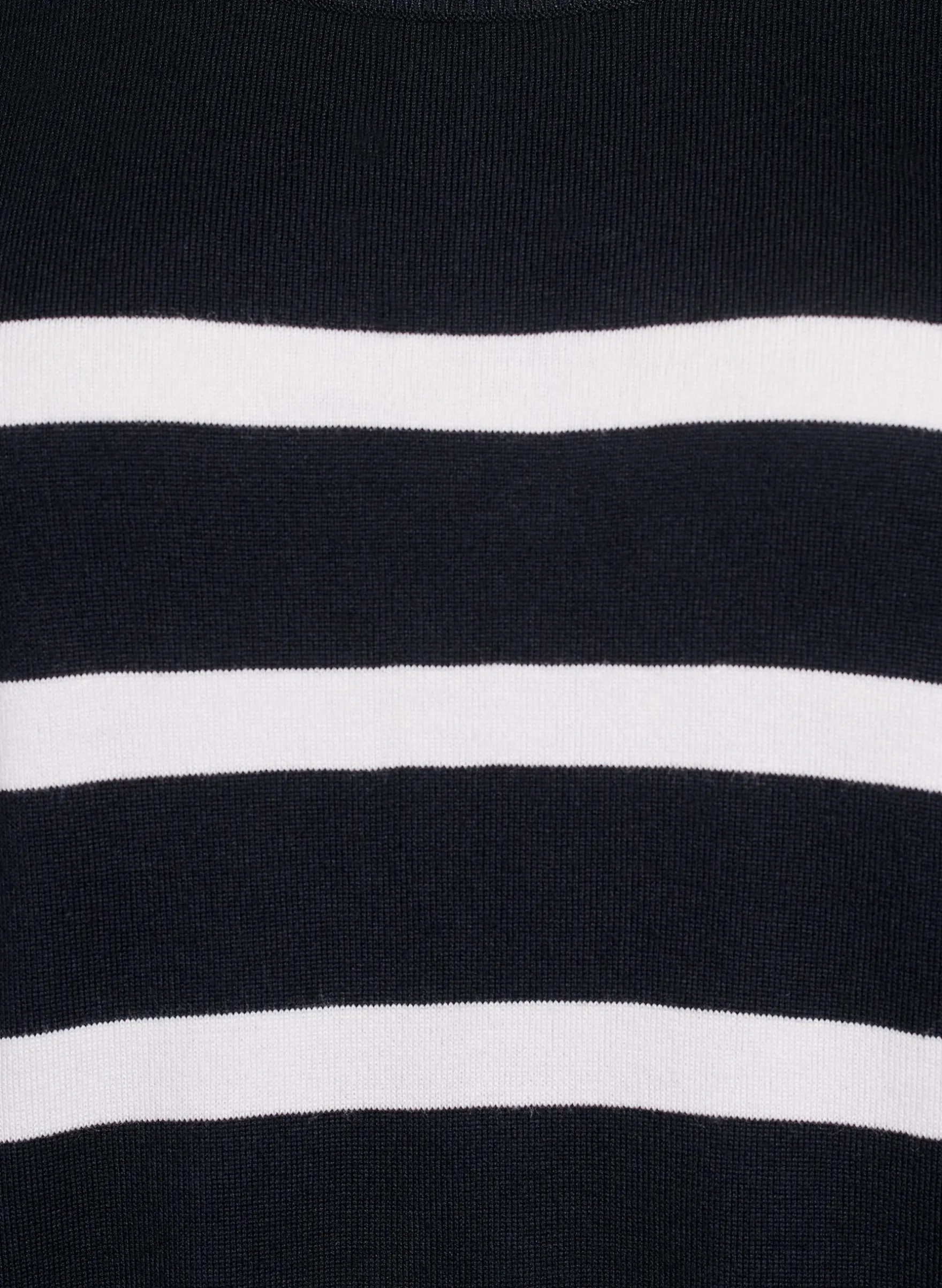 Gestreiftes Stricktop mit kurzen Ärmeln