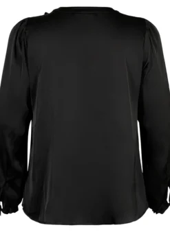 Hemdbluse aus Satin mit Rüschen