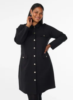 Hemdblusenkleid mit Zierknöpfen