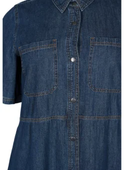 Hemdkleid aus Denim mit kurzen Ärmeln