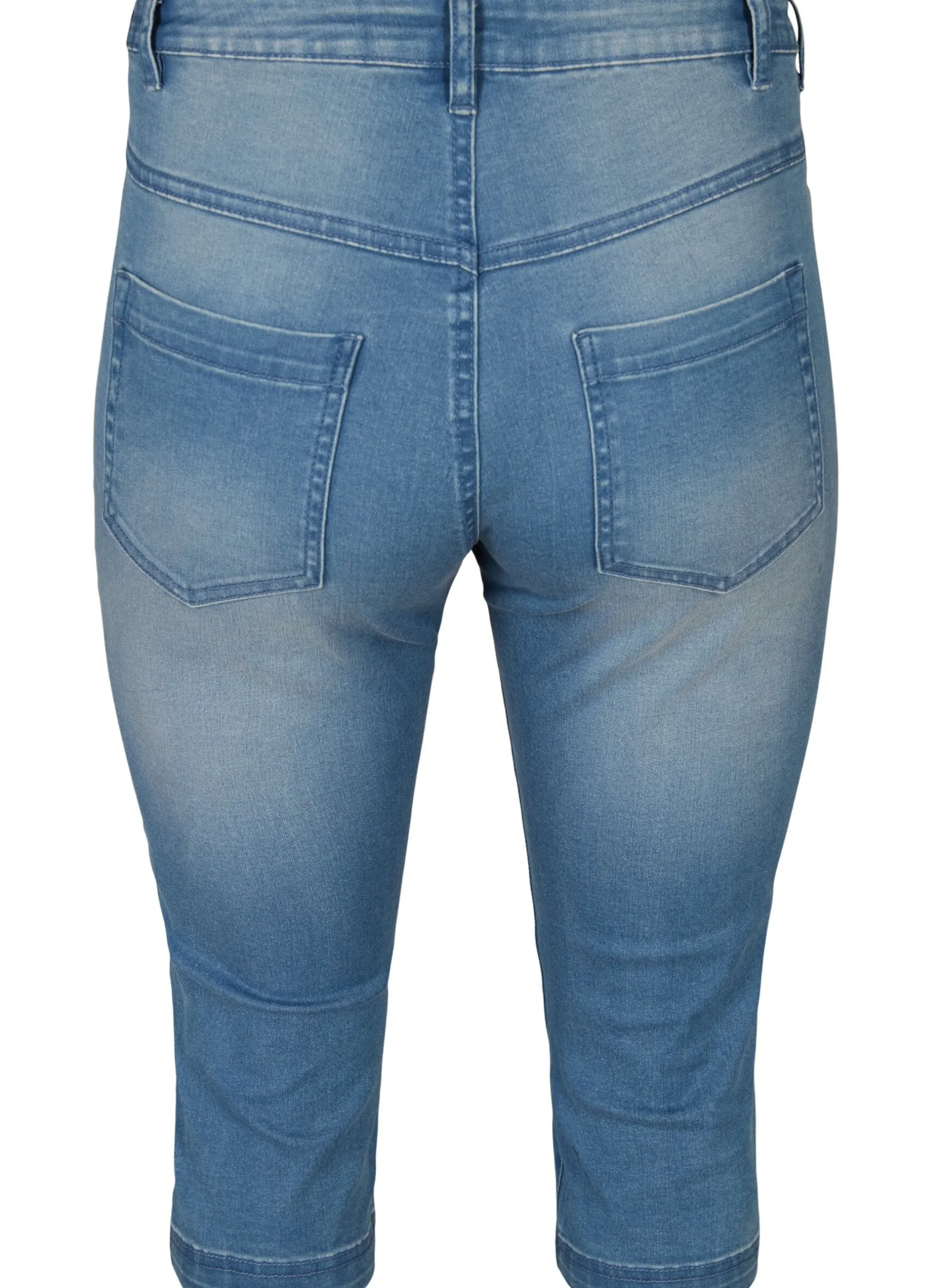 Hoch taillierte Amy Capri Jeans mit Super Slim Fit