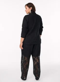 Hoch taillierte Hose aus Spitze