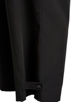 Hoch taillierte Hose mit Gürtel