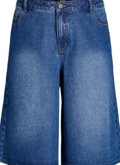 Hoch taillierte Shorts aus Denim