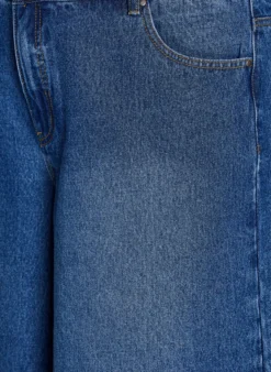 Hoch taillierte Shorts aus Denim
