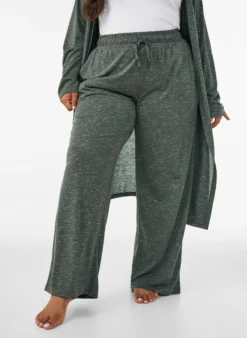 Hose aus Jersey mit weitem Bein und Taschen