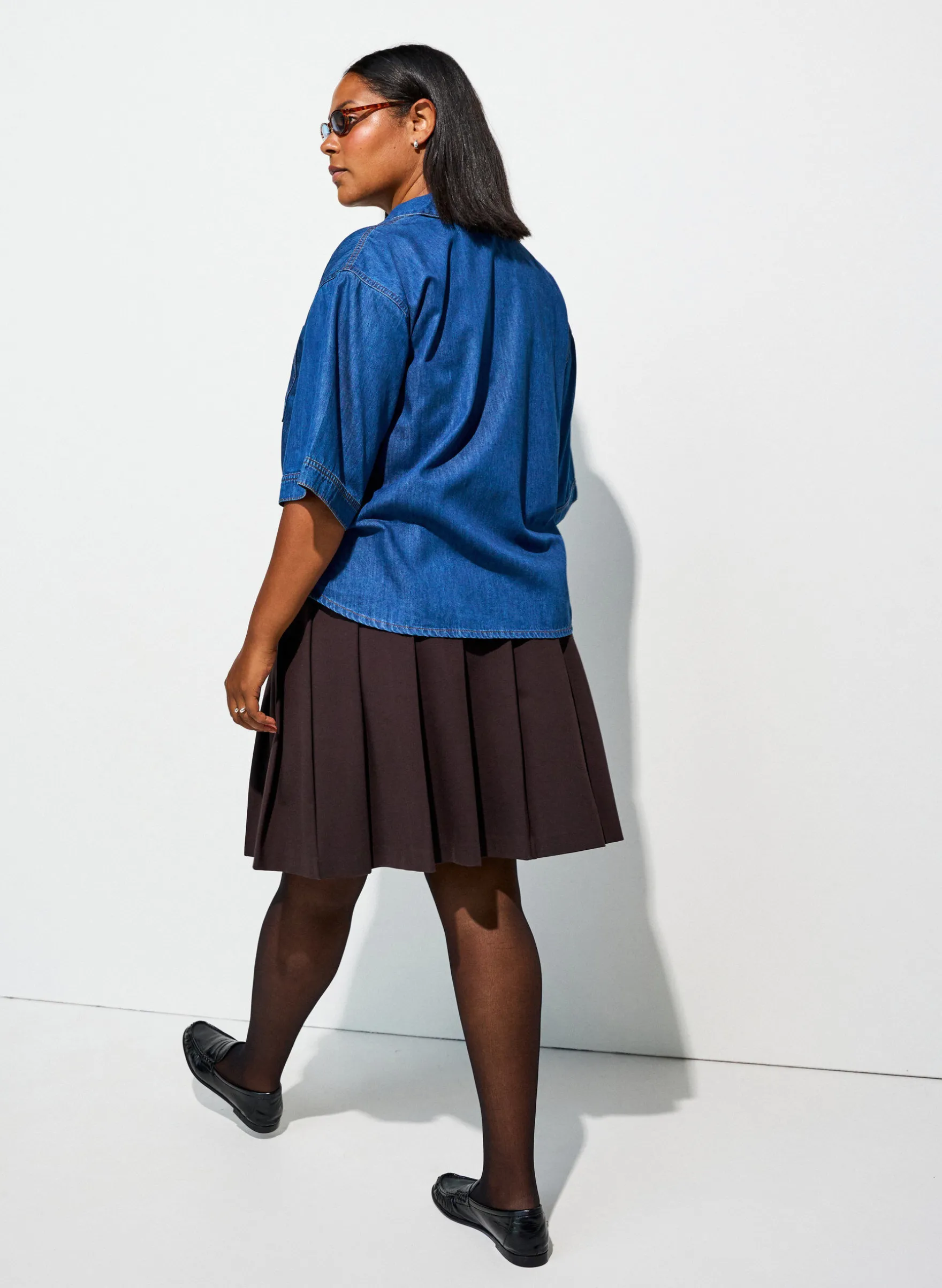 Jeansbluse mit Brusttasche und ellenbogenlangen Ärmeln