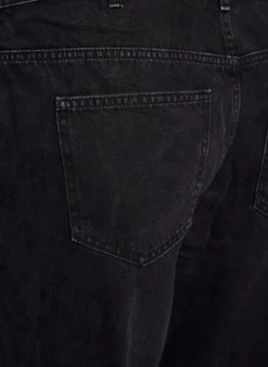 Jeans in gerader Passform mit Bindegürtel