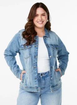 Jeansjacke im klassischen Schnitt
