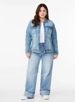 Jeansjacke im klassischen Schnitt