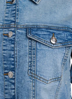 Jeansjacke im klassischen Schnitt