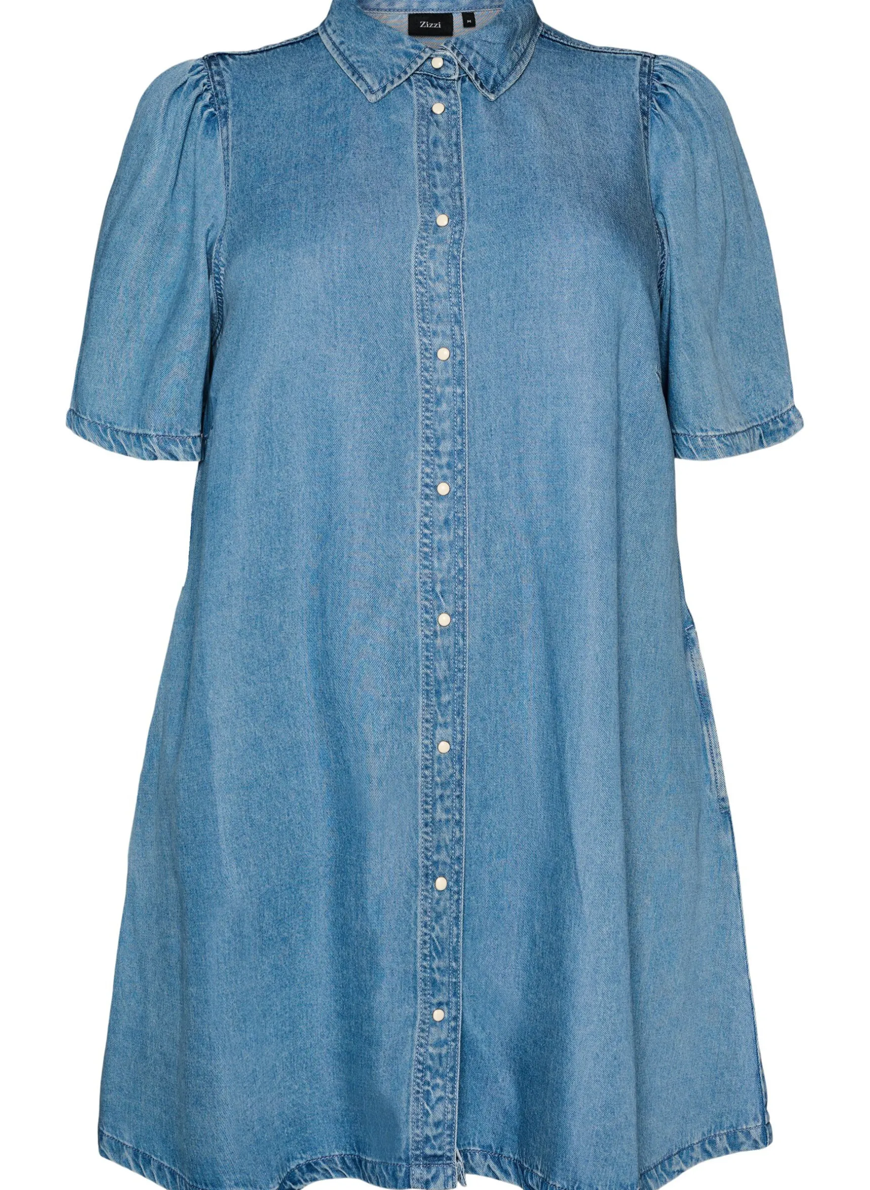 Jeanskleid aus Lyocell mit Knöpfen und kurzen Ärmeln