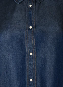 Jeanskleid aus Lyocell mit Knöpfen und kurzen Ärmeln