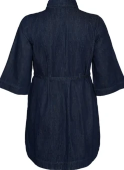 Jeanskleid mit Gürtel und 3/4-Ärmeln