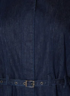 Jeanskleid mit Gürtel und 3/4-Ärmeln