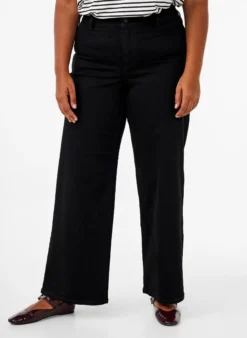 Jeans mit hoher Taille und weitem Bein