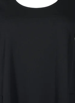 Jerseykleid mit kurzen Ärmeln und Taschen