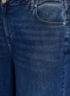 Kiana Jeans mit Straight Fit und hoher Taille