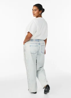 Kiana Jeans mit Zierdetails an den Seiten