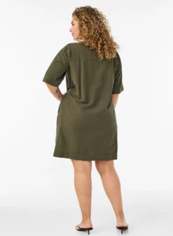 Kleid aus Baumwolle mit kurzen Ärmeln und Taschen
