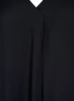 Kleid aus Viskose mit V-Ausschnitt