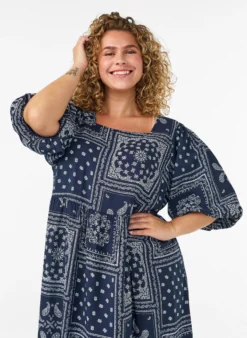 Knöchellanges Kleid aus Viskose mit Paisley-Print und kurzen Ärmeln