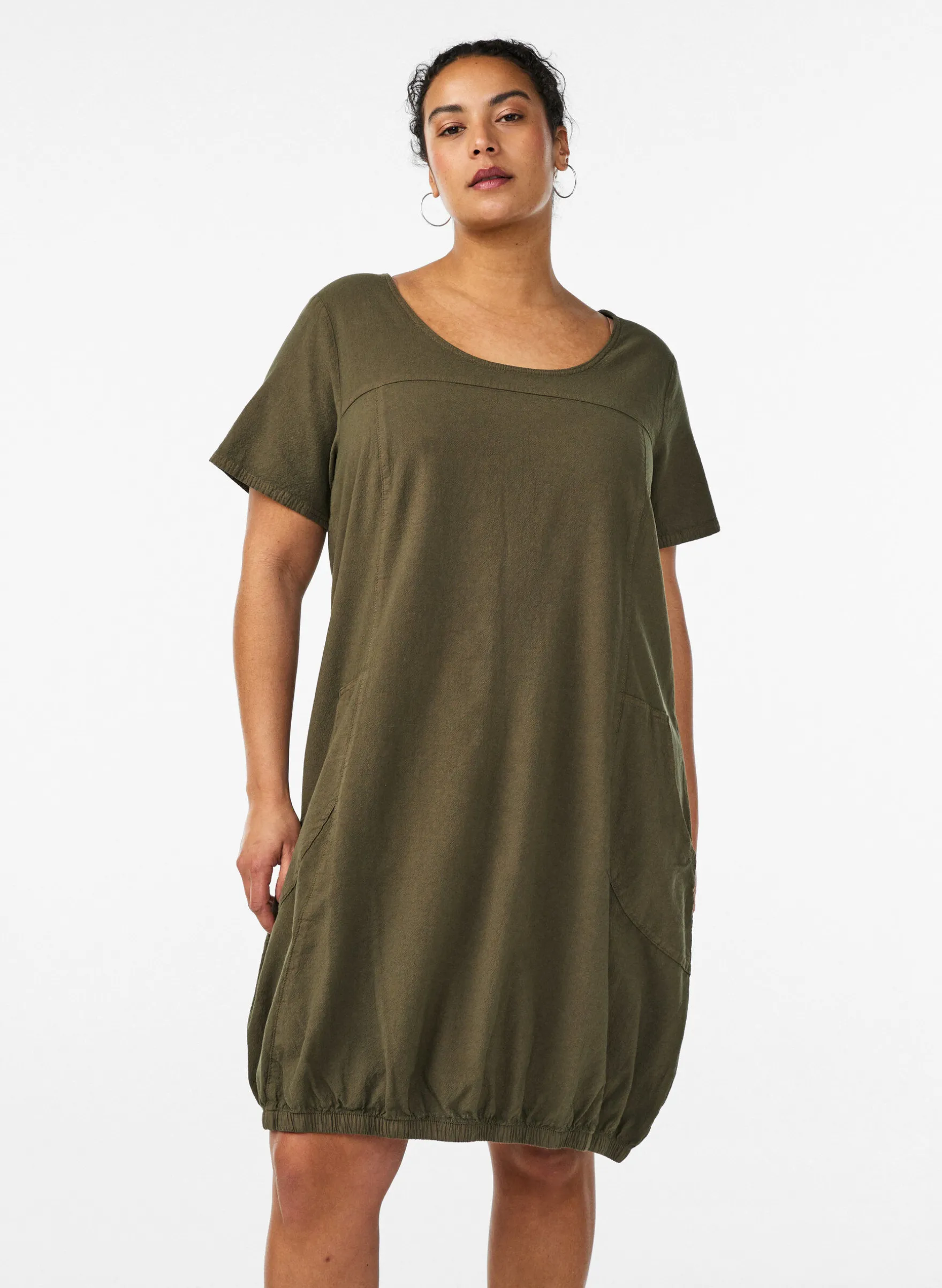 Kurzarm Kleid aus Baumwolle