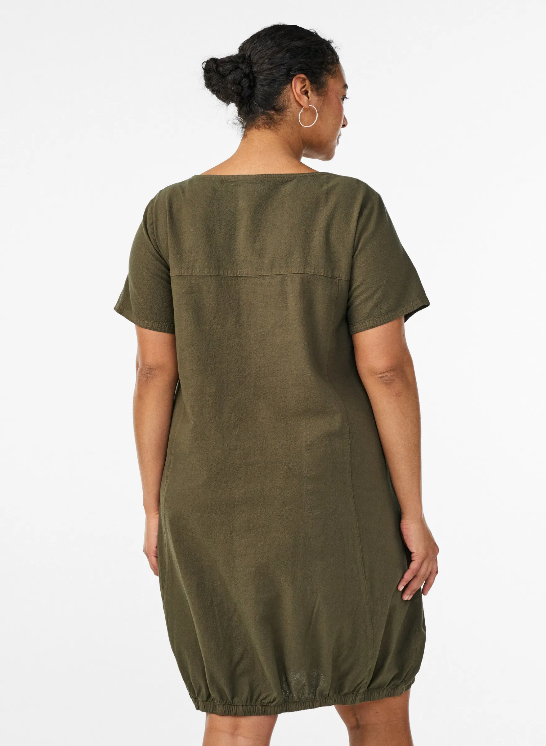 Kurzarm Kleid aus Baumwolle