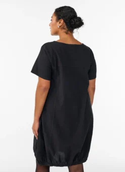 Kurzarm Kleid aus Baumwolle