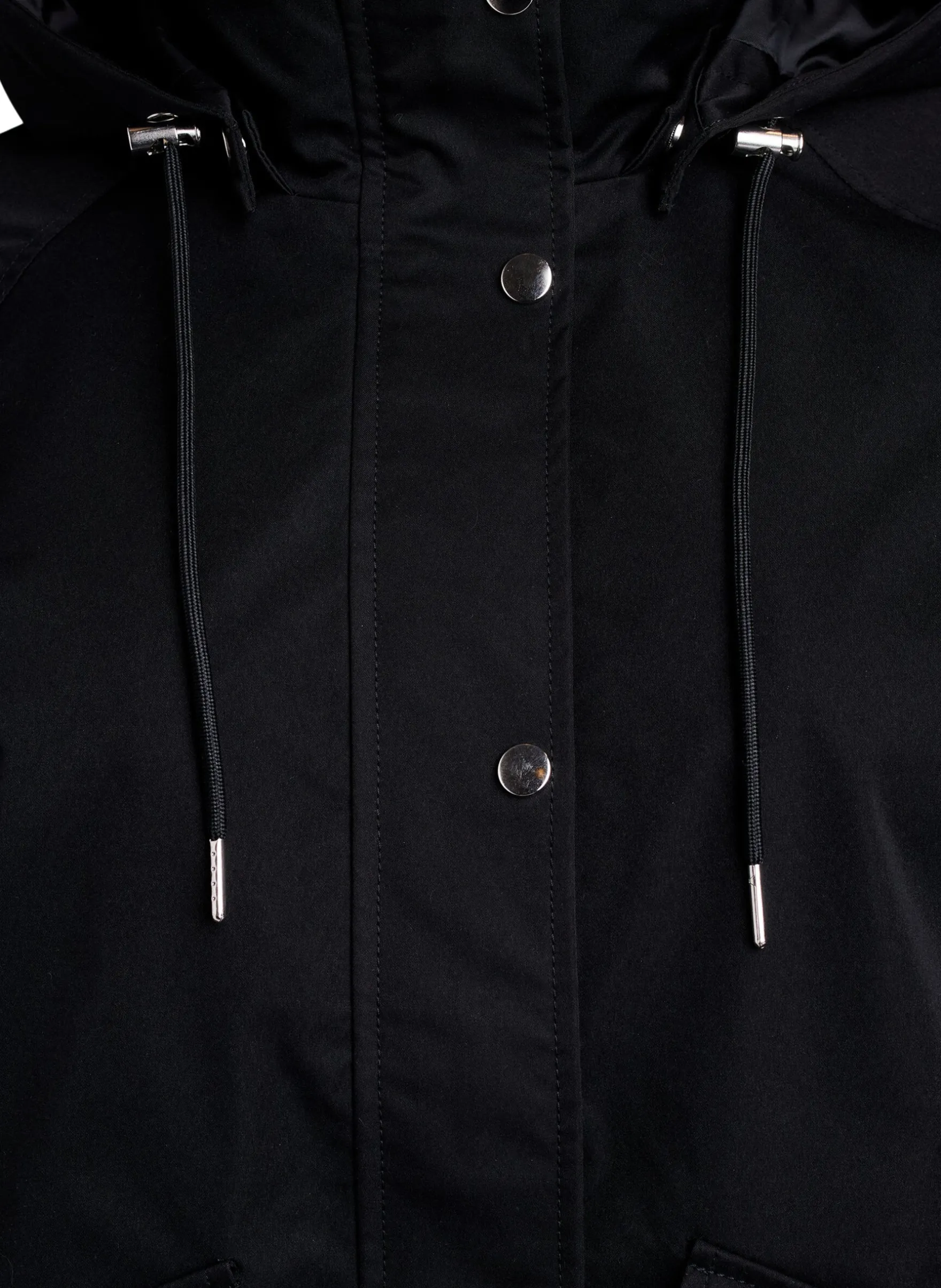 Kurze Frühlingsjacke mit abnehmbarer Kapuze