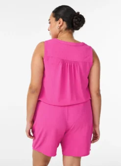 Kurze Hose mit Taschen und elastischem Bund